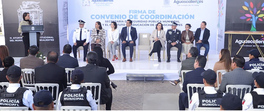 Trabajamos todos los días por ser la mejor policía: Tere Jiménez