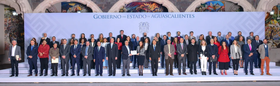 Tere Jiménez y su Gabinete son primer lugar Nacional en presentar su 3 de 3 Tere Jiménez y su Gabinete son primer lugar Nacional en presentar su 3 de 3