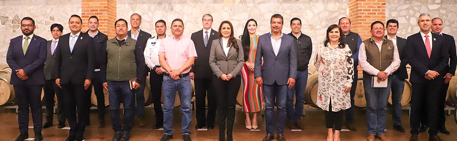 Tere Jiménez firma convenio con los Municipios para trabajar unidos por Aguascalientes Tere Jiménez firma convenio con los Municipios para trabajar unidos por Aguascalientes