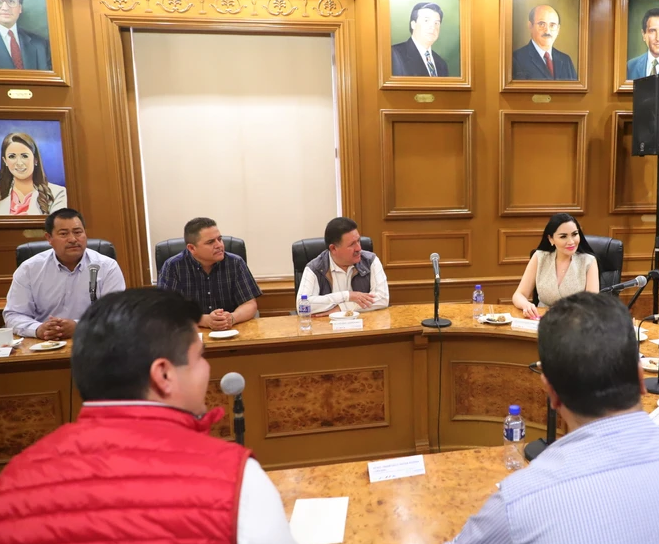 Encabeza Tere Jiménez reunión con Presidentes Municipales del Norte