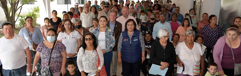 Entrega DIF Estatal apoyos a personas con discapacidad y enfermos visuales
