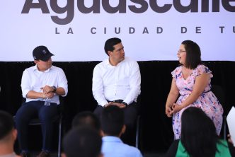 Municipios de Aguascalientes dona lentes graduados a internos del CEDA