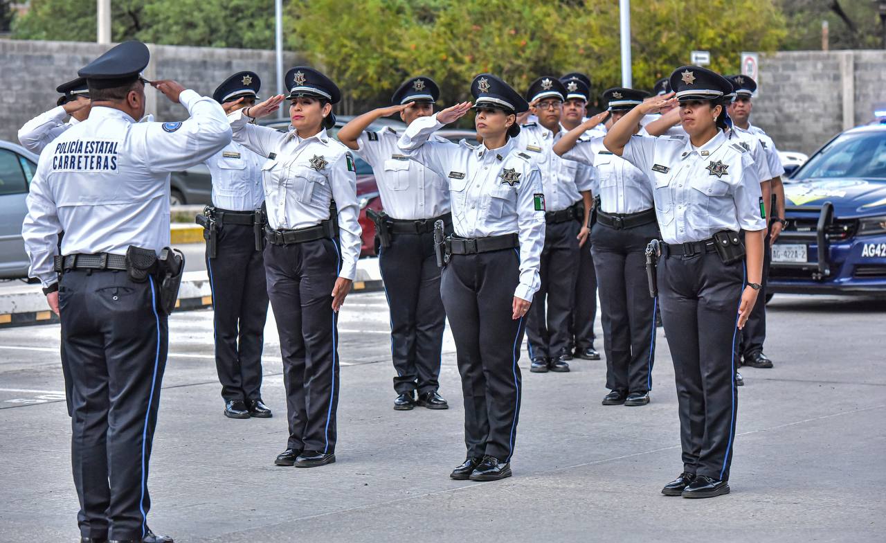 Policía de carreteras fortalece la seguridad en las vías de comunicación de la entidad Policía de carreteras fortalece la seguridad en las vías de comunicación de la entidad