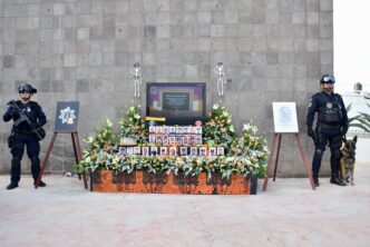 Encabeza Leo montañez toque de silencio en honor a los policías Municipales caídos en el cumplimiento del deber