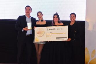 Entrega Municipio premios Enriqueta Medellín en su edición 2023