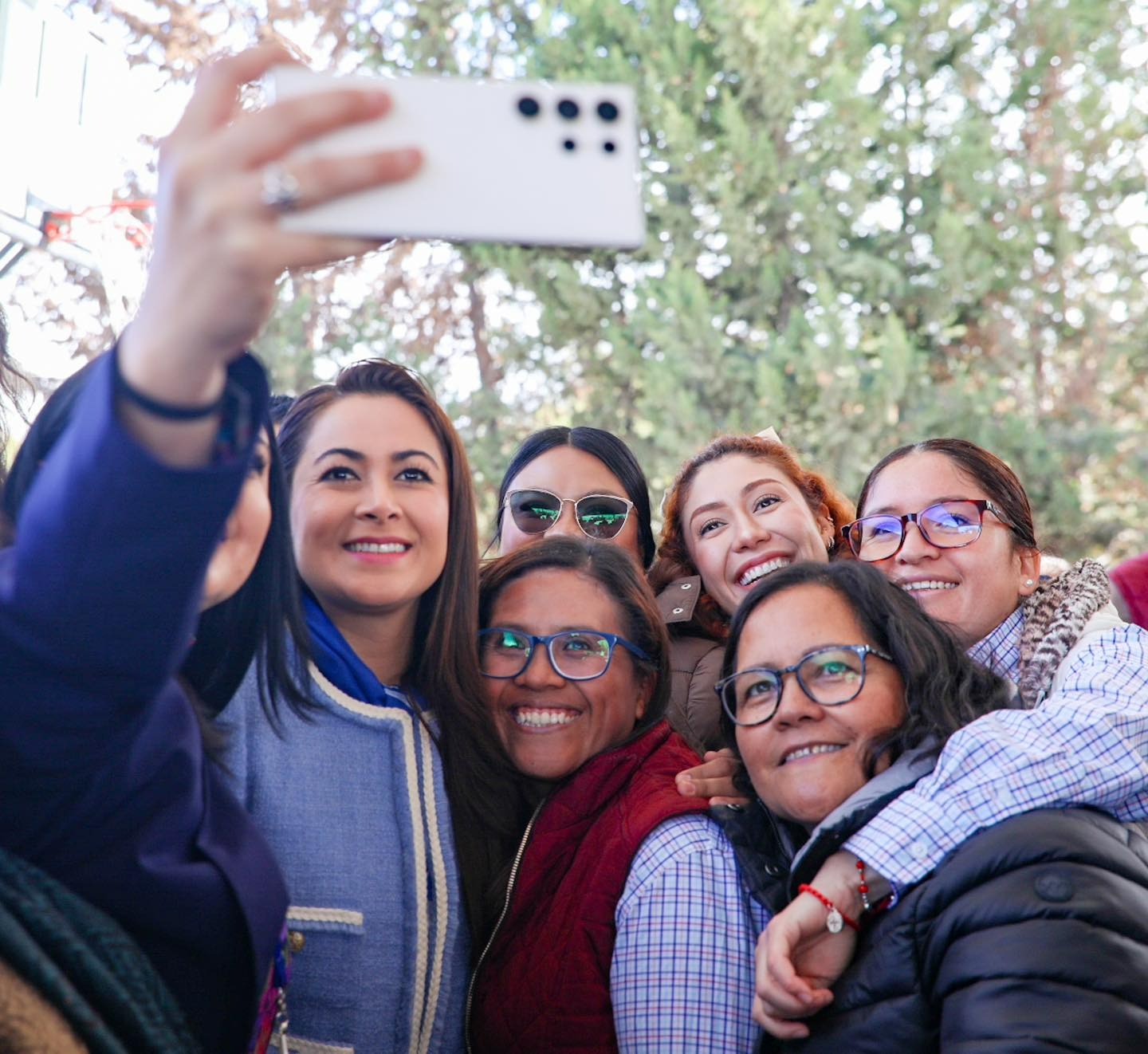 IMPULSA TERE JIMÉNEZ A ESTUDIANTES DE EL LLANO A TRAVÉS DE LA ENTREGA DE BECAS ACADÉMICAS