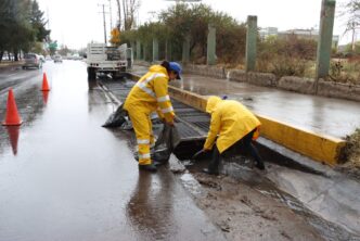 REFUERZA MUNICIPIO LIMPIEZA DE REJILLAS DE CAIMANES