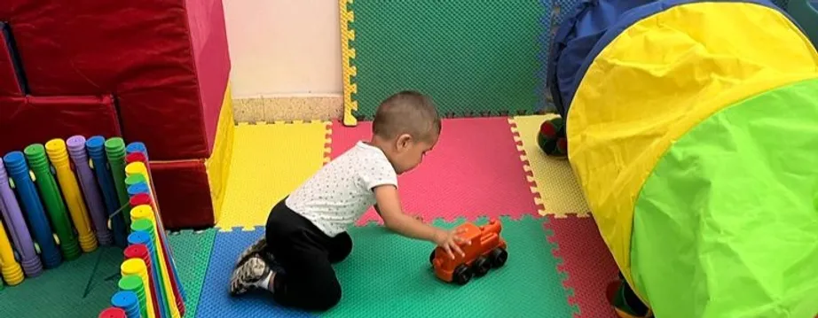 EL CENTRO DE DESARROLLO INFANTIL Y ESTIMULACIÓN TEMPRANA BRINDA SERVICIO GRATUITO A NIÑAS Y NIÑOS MENORES DE 6 AÑOS EL CENTRO DE DESARROLLO INFANTIL Y ESTIMULACIÓN TEMPRANA BRINDA SERVICIO GRATUITO A NIÑAS Y NIÑOS MENORES DE 6 AÑOS