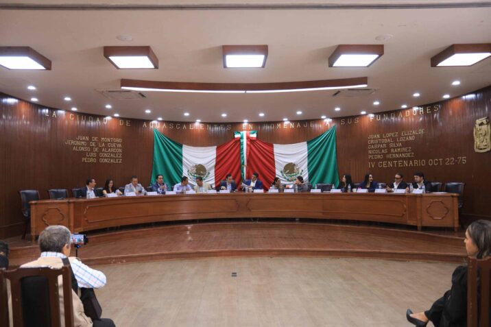 APRUEBA CABILDO DE AGUASCALIENTES LICENCIA AL PRESIDENTE MUNICIPAL PARA SEPARASE DEL CARGO