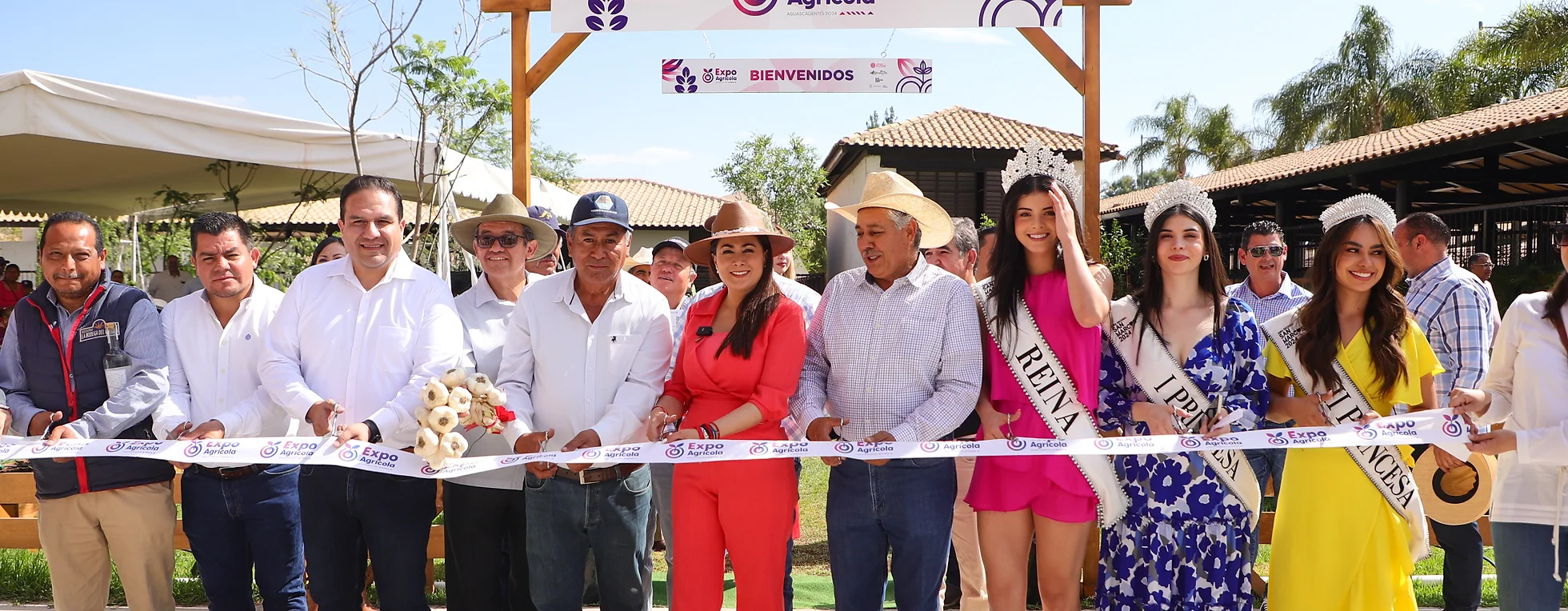 INAUGURA TERE JIMÉNEZ EL PABELLÓN HECHO EN AGS Y LAS EXPOSICIONES AGROALIMENTARIA Y AGRÍCOLA DE LA FNSM 2024