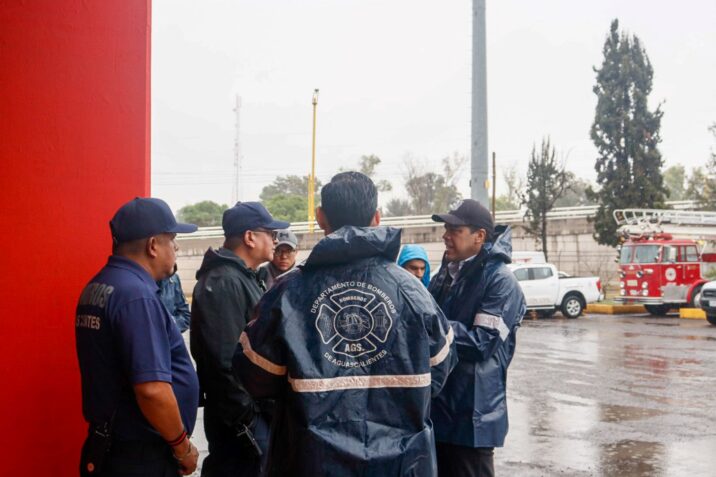 LEO MONTAÑEZ PERMANECE ATENTO Y CERCANO A LA CIUDADANÍA ANTE LAS PRIMERAS LLUVIAS