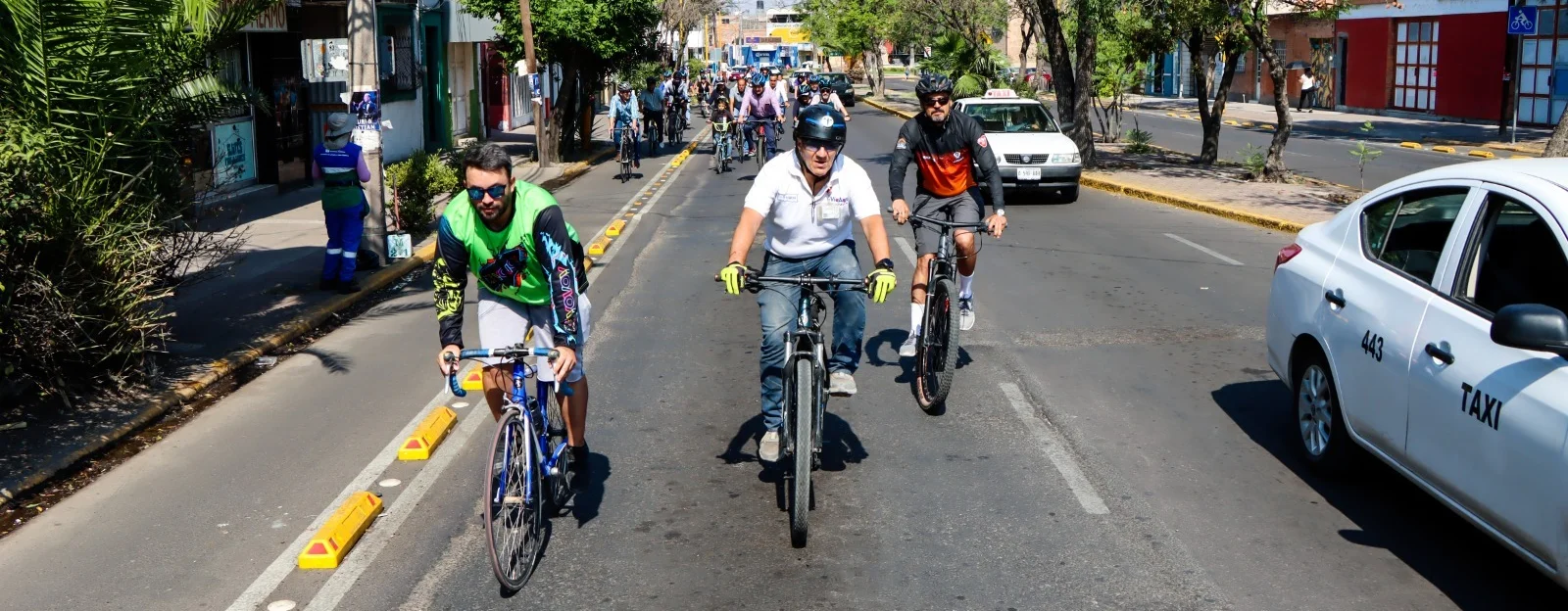 FESTEJA EL DÍA DEL PADRE ESTE DOMINGO EN VÍAAGS