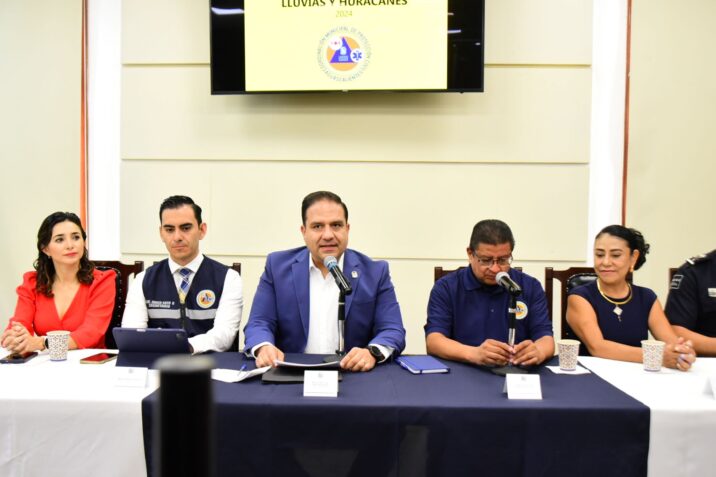 PRESENTA MUNICIPO DE AGUASCALIENTES PLAN DE CONTINGENCIAS POR TEMPORADA DE LLUVIAS Y HURACANES 2024 PRESENTA MUNICIPO DE AGUASCALIENTES PLAN DE CONTINGENCIAS POR TEMPORADA DE LLUVIAS Y HURACANES 2024
