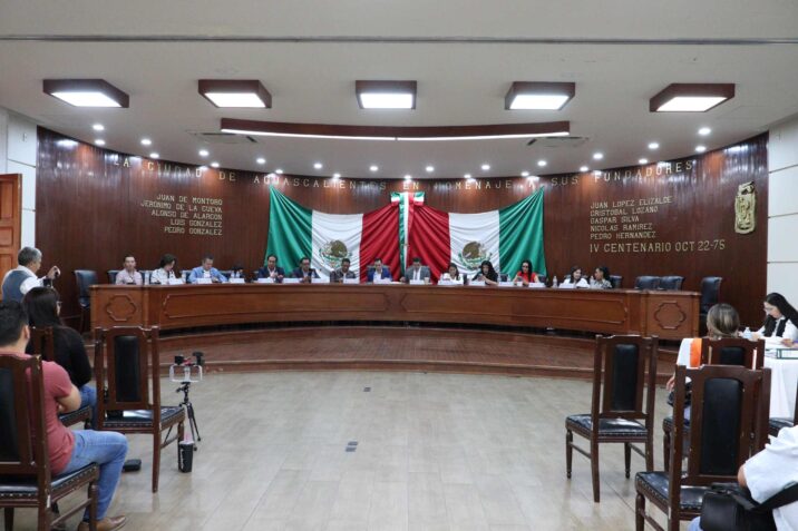 APROBÓ CABILDO A LOS CANDIDATOS GANADORES AL PREMIO MUNICIPAL AL MÉRITO GUERRERO AZTECA 2024