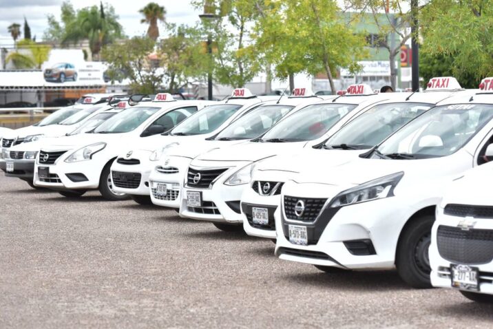 PONEN EN MARCHA EL PROGRAMA “TAXI SEGURO”; CONDUCTORES RECIBIRÁN CAPACITACIÓN ESPECIAL PONEN EN MARCHA EL PROGRAMA “TAXI SEGURO”; CONDUCTORES RECIBIRÁN CAPACITACIÓN ESPECIAL