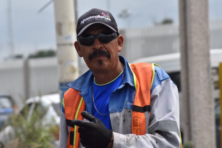 CONTINÚA MUNICIPIO BRINDANDO AYUDA A FAMILIAS AFECTADAS POR LAS INTENSAS LLUVIAS
