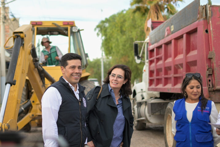 ARRANCA LEO MONTAÑEZ REHABILITACIÓN DE LA AVENIDA VALLE DE LOS ROMERO AL ORIENTE DE LA CIUDAD