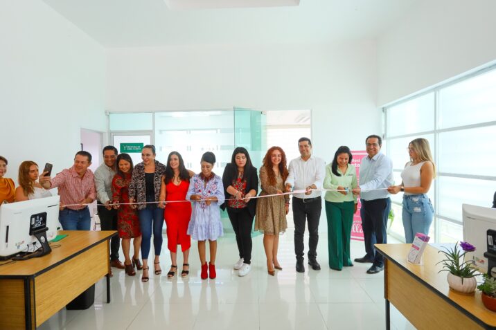 LEO MONTAÑEZ INAUGURA LACTARIO EN EL INSTITUTO MUNICIPAL DE SALUD MENTAL