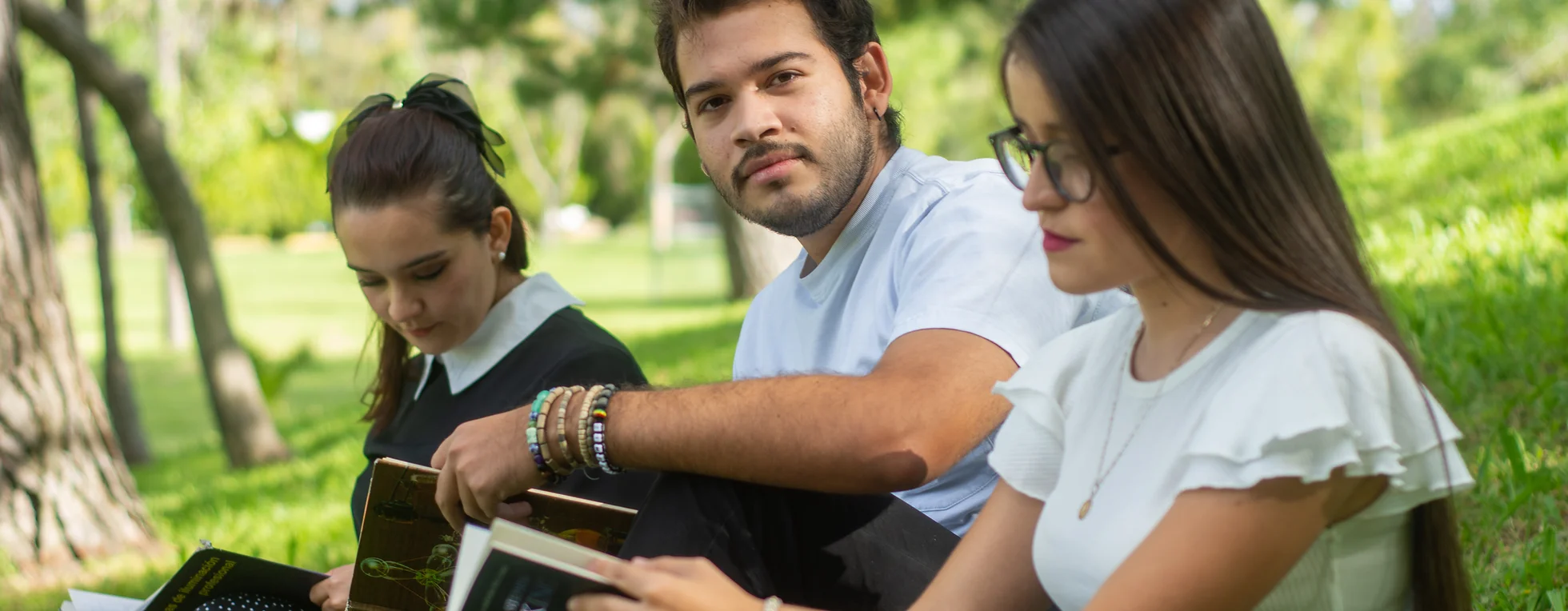 ABIERTA LA CONVOCATORIA PARA EL PREMIO ESTATAL DE LA JUVENTUD 2024 ABIERTA LA CONVOCATORIA PARA EL PREMIO ESTATAL DE LA JUVENTUD 2024