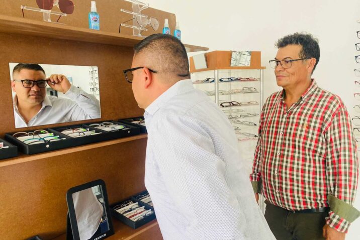 REACTIVA CENTRO DE ATENCIÓN MUNICIPAL PROGRAMA DE SALUD VISUAL “OJO CON TUS OJOS”