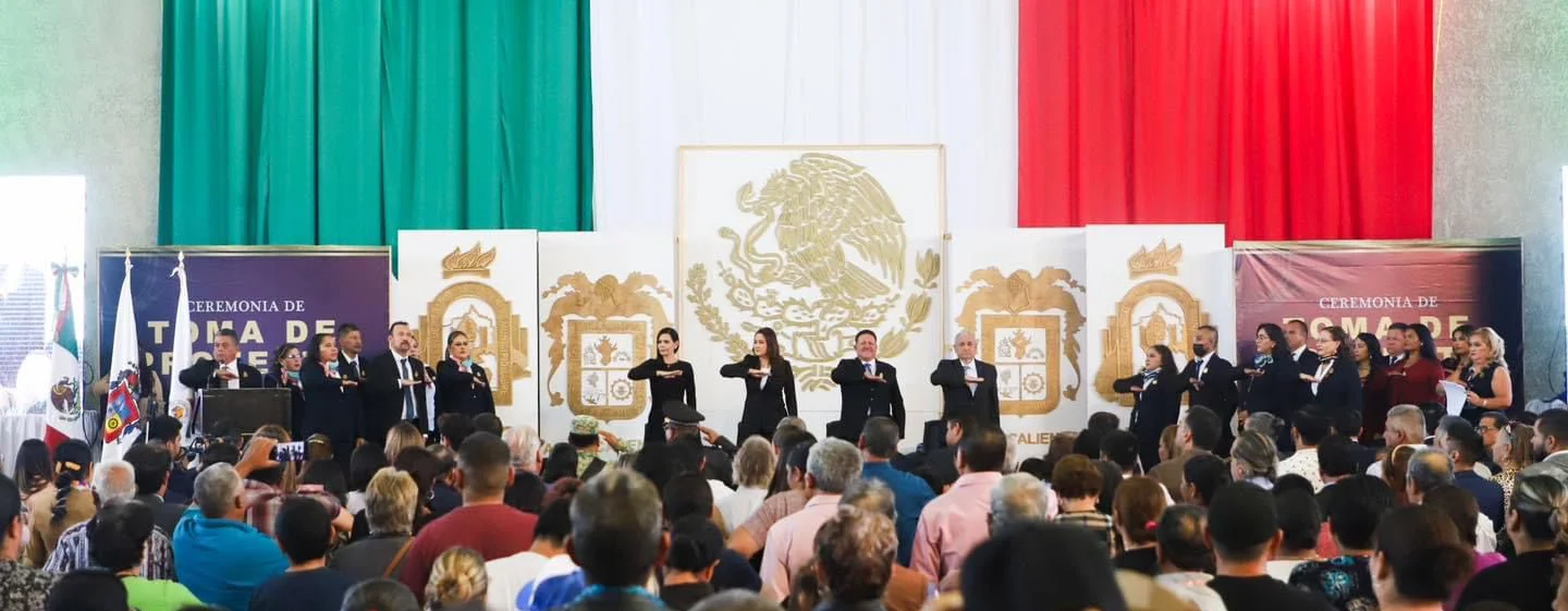 ASISTE TERE JIMÉNEZ A LA TOMA DE PROTESTA DE LOS ALCALDES DE COSÍO, TEPEZALÁ, ASIENTOS Y EL LLANO; LES REITERA SU RESPALDO ASISTE TERE JIMÉNEZ A LA TOMA DE PROTESTA DE LOS ALCALDES DE COSÍO, TEPEZALÁ, ASIENTOS Y EL LLANO; LES REITERA SU RESPALDO