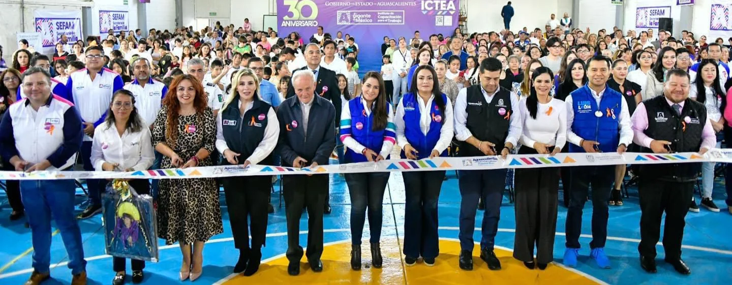 INAUGURAN TERE JIMÉNEZ Y LEO MONTAÑEZ EL CENTRO DE ATENCIÓN Y CAPACITACIÓN COMUNITARIA REFFO; HABRÁ MÁS SERVICIOS PARA LAS FAMILIAS