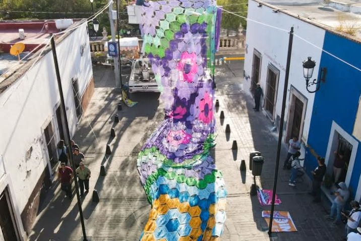 INICIÓ IMAC LA INSTALACIÓN DE LA DECORACIÓN AÉREA DEL CORREDOR CULTURAL CARRANZA 2025