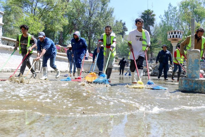 AVANZAN TRABAJOS DE LIMPIEZA DEL LAGO ARTIFICIAL DEL TRADICIONAL PARQUE MIGUEL HIDALGO AVANZAN TRABAJOS DE LIMPIEZA DEL LAGO ARTIFICIAL DEL TRADICIONAL PARQUE MIGUEL HIDALGO