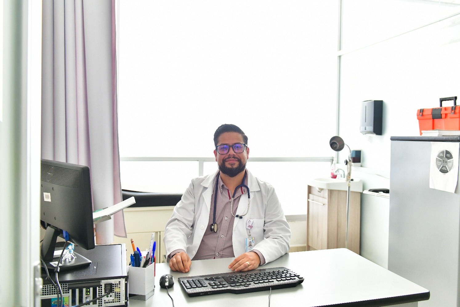 SE RENUEVA LA UNIDAD DE ESPECIALIDADES MÉDICAS DE RINCÓN DE ROMOS EN BENEFICIO DE MÁS DE 50 MIL PERSONAS