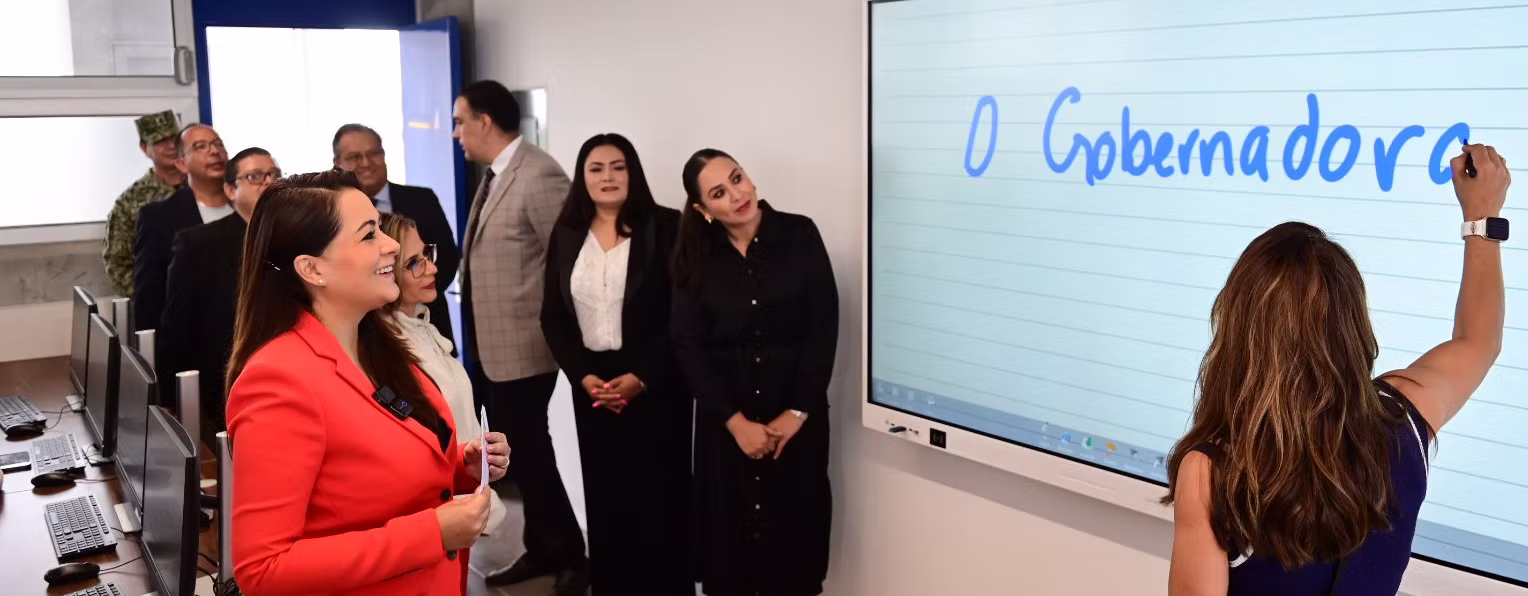 INAUGURA TERE JIMÉNEZ NUEVO BACHILLERATO DE LA UNIVERSIDAD AUTÓNOMA DE AGUASCALIENTES EN RINCÓN DE ROMOS