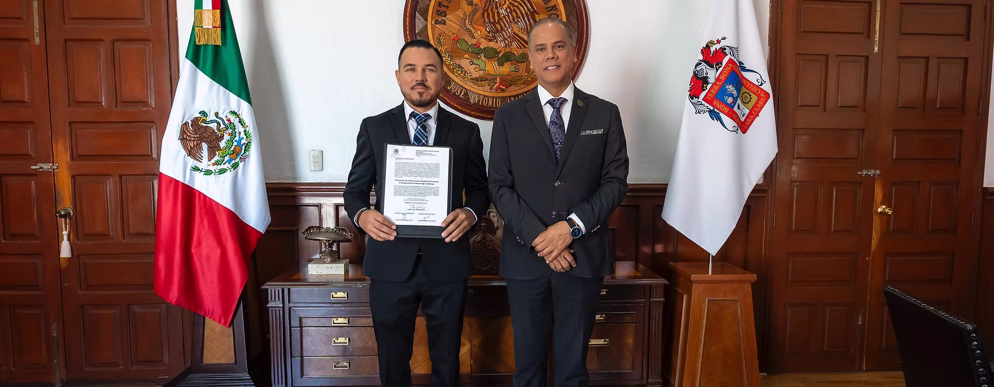 RECIBE OMAR PLESENT NOMBRAMIENTO OFICIAL COMO PROCURADOR ESTATAL DE PROTECCIÓN AL AMBIENTE