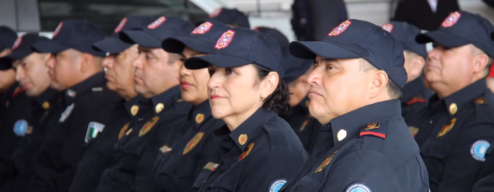 CON RECONOCIMIENTOS Y DOTACIÓN DE EQUIPO, CELEBRAN A BOMBEROS DEL ESTADO EN SU DÍA