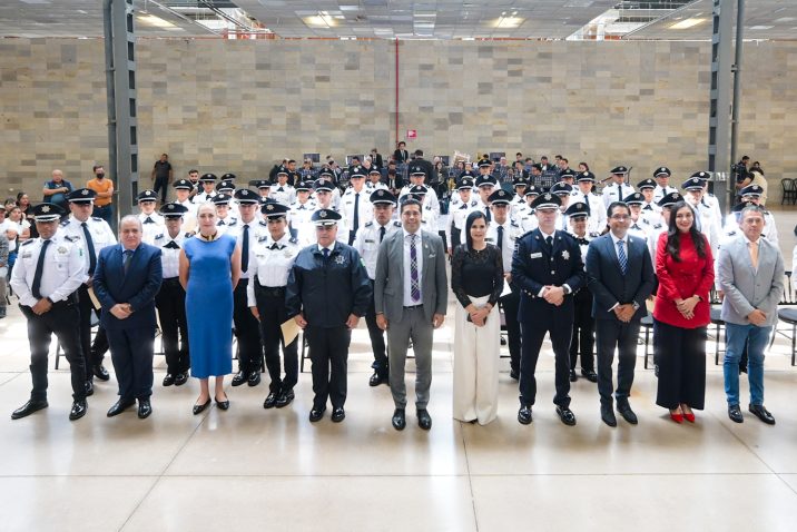 FORTALECE MUNICIPIO LA SEGURIDAD PÚBLICA DE AGUASCALIENTES, CON LA INTEGRACIÓN DE 46 MUJERES Y HOMBRES POLICÍAS FORTALECE MUNICIPIO LA SEGURIDAD PÚBLICA DE AGUASCALIENTES, CON LA INTEGRACIÓN DE 46 MUJERES Y HOMBRES POLICÍAS