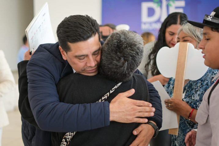ENTREGÓ LEO MONTAÑEZ APARATOS QUE TRANSFORMARÁN LA VIDA DE PERSONAS CON DISCAPACIDAD AUDITIVA ENTREGÓ LEO MONTAÑEZ APARATOS QUE TRANSFORMARÁN LA VIDA DE PERSONAS CON DISCAPACIDAD AUDITIVA