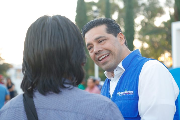SE REÚNE LEO MONTAÑEZ CON VECINOS DE COLONIAS DEL SUR DE LA CIUDAD