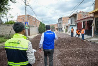 SUPERVISA LEO MONTAÑEZ AVANCE EN LA REHABILITACIÓN DE LAS CALLES PEDRO CORONEL Y CARLOS FUENTES MARES SUPERVISA LEO MONTAÑEZ AVANCE EN LA REHABILITACIÓN DE LAS CALLES PEDRO CORONEL Y CARLOS FUENTES MARES