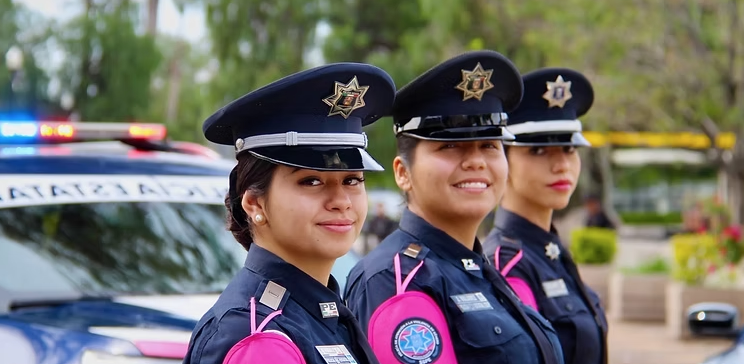 CON LA POLICÍA ROSA, AGUASCALIENTES PROTEGE A SUS MUJERES, NIÑAS Y NIÑOS CON LA POLICÍA ROSA, AGUASCALIENTES PROTEGE A SUS MUJERES, NIÑAS Y NIÑOS