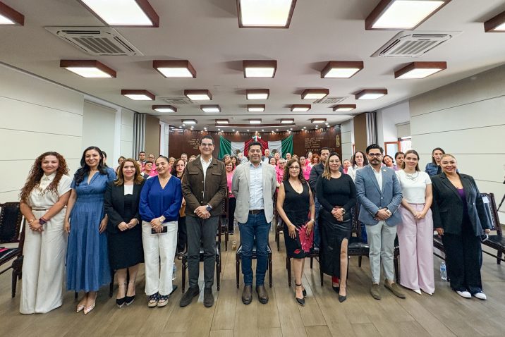 ENTREGA MUNICIPIO DE AGUASCALIENTES Y ASOCIACIÓN GAMMA 60 PRÓTESIS MAMARIAS