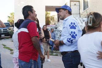 SE REÚNE LEO MONTAÑEZ CON VECINOS DEL VNSA SECTOR GUADALUPE