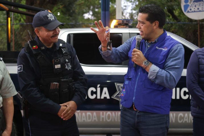 ENTREGA LEO MONTAÑEZ NUEVA PATRULLA PARA COMUNIDAD CAÑADA HONDA Y ESTACIÓN CAÑADA