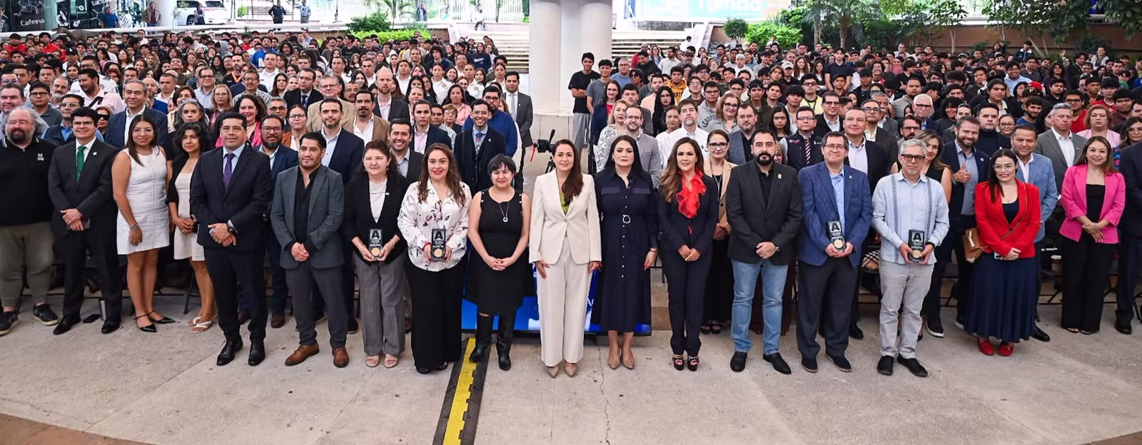 COMO PARTE DE LA AGENDA DE INNOVACIÓN 2050, TERE JIMÉNEZ ANUNCIA MIL BECAS DE ALTA ESPECIALIZACIÓN EN INTELIGENCIA ARTIFICIAL COMO PARTE DE LA AGENDA DE INNOVACIÓN 2050, TERE JIMÉNEZ ANUNCIA MIL BECAS DE ALTA ESPECIALIZACIÓN EN INTELIGENCIA ARTIFICIAL
