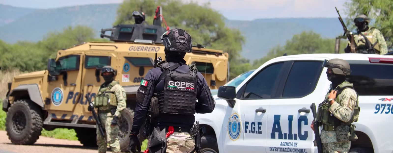 OPERATIVO “SAGAZ” FORTALECE LA SEGURIDAD EN LOS LÍMITES ENTRE AGUASCALIENTES Y ZACATECAS OPERATIVO “SAGAZ” FORTALECE LA SEGURIDAD EN LOS LÍMITES ENTRE AGUASCALIENTES Y ZACATECAS
