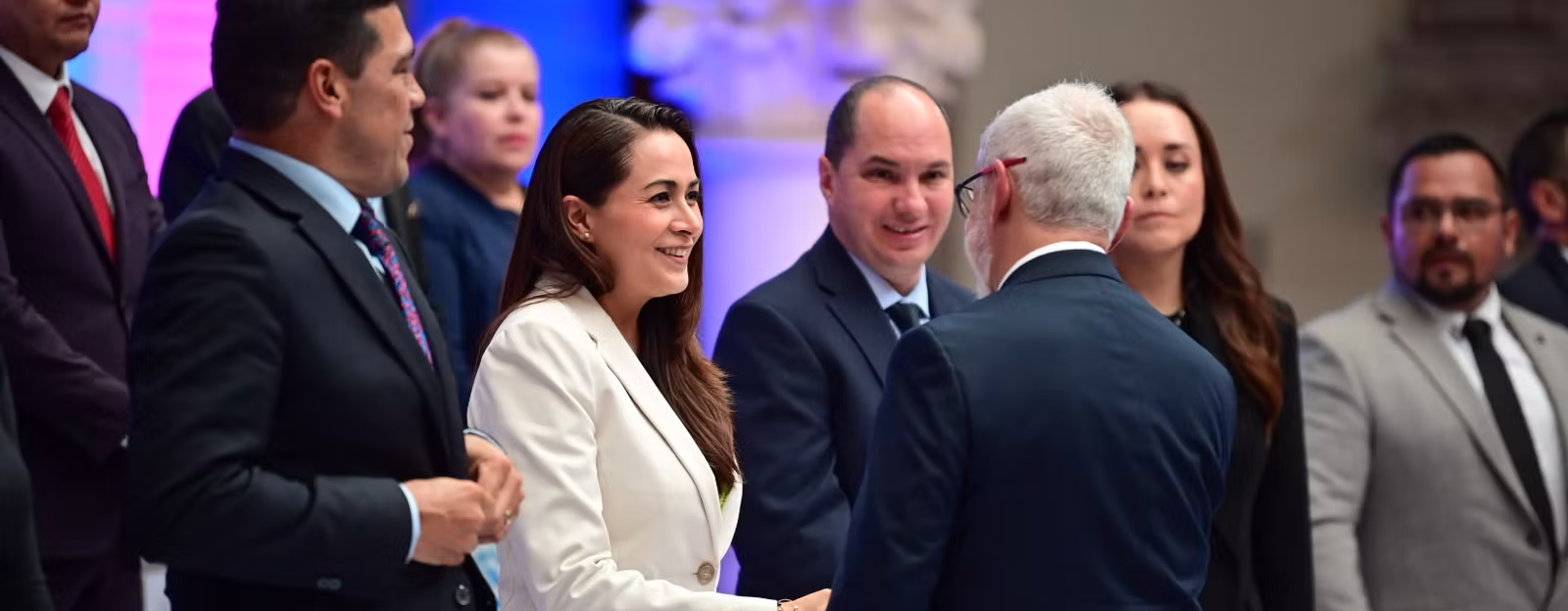 RECONOCE TERE JIMÉNEZ LA LABOR DE LAS Y LOS ABOGADOS DE AGUASCALIENTES RECONOCE TERE JIMÉNEZ LA LABOR DE LAS Y LOS ABOGADOS DE AGUASCALIENTES