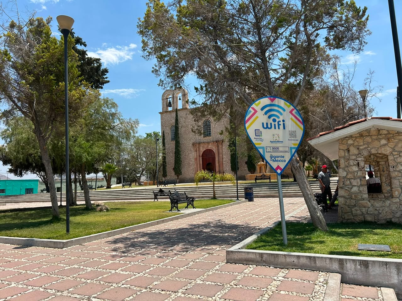 CON INTERNET GRATUITO EN ESCUELAS, CAMIONES Y ESPACIOS PÚBLICOS, AGUASCALIENTES FORTALECE SU CONECTIVIDAD