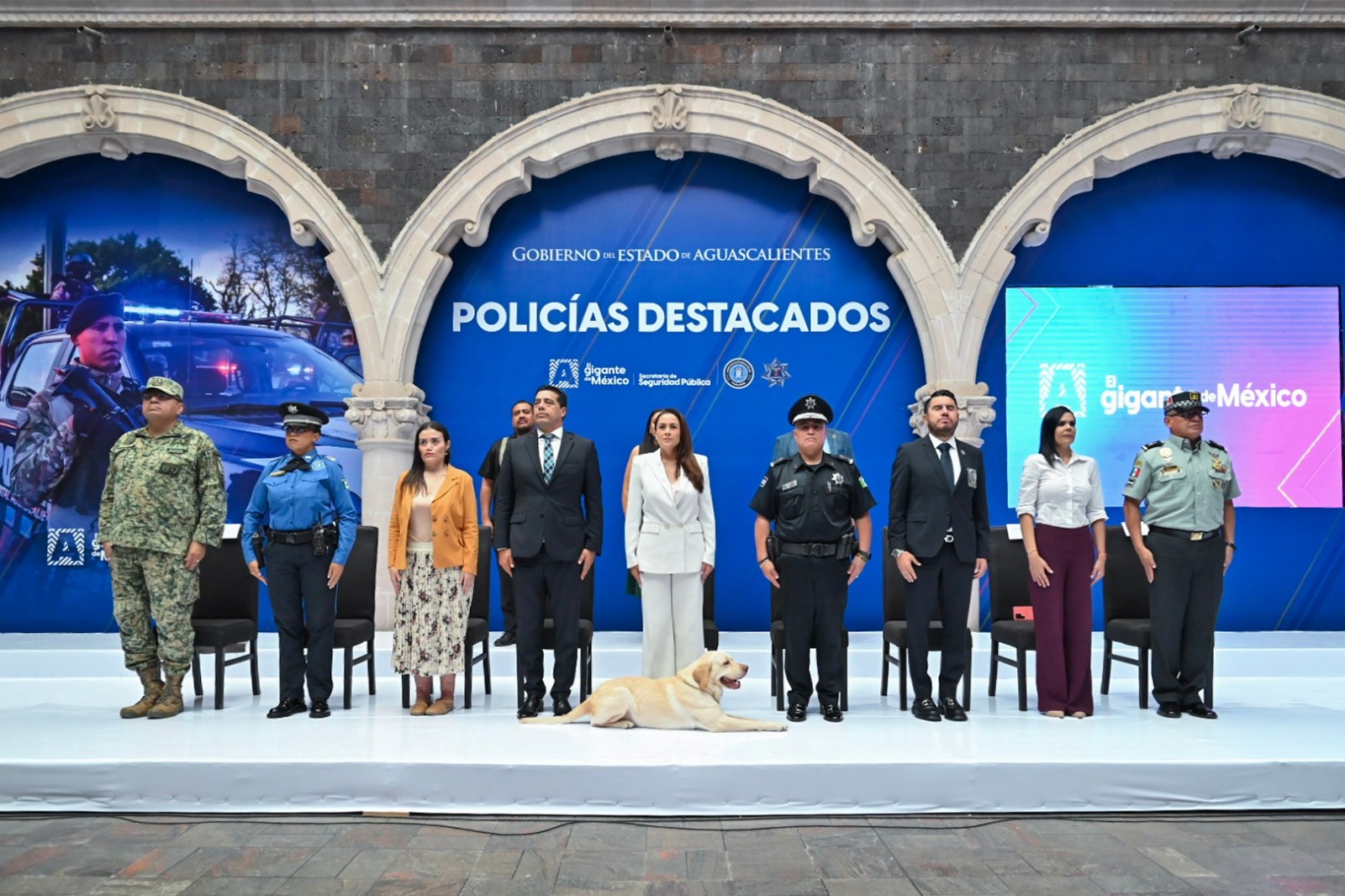 TERE JIMÉNEZ RECONOCE TRABAJO, VALENTÍA Y PROFESIONALISMO DE POLICÍAS ESTATALES, MUNICIPALES Y MILITARES