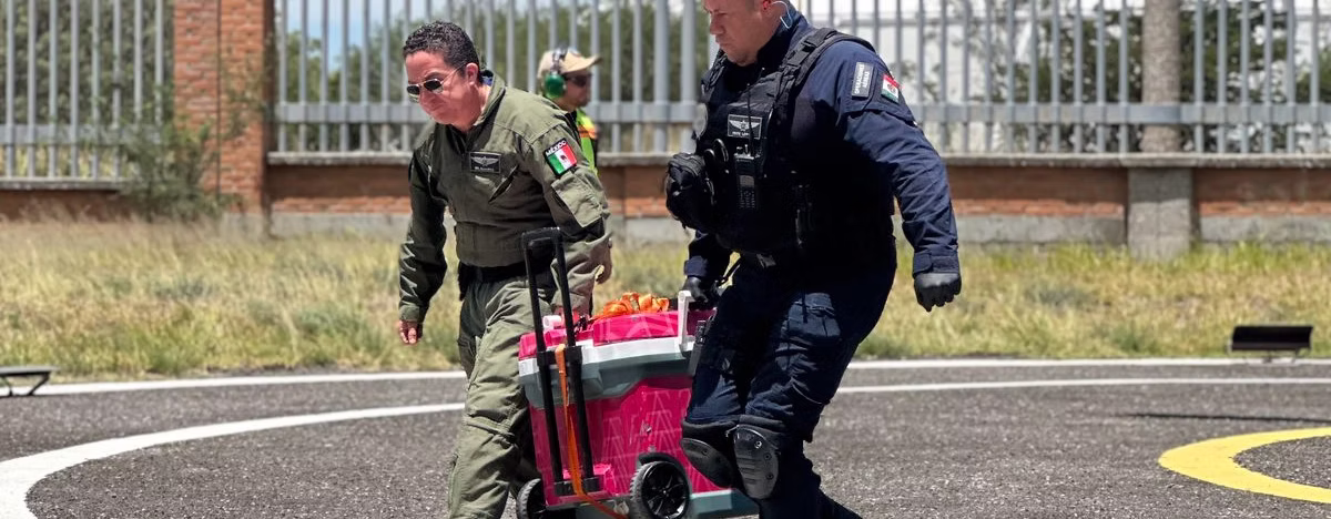 AGUASCALIENTES DA UN PASO HISTÓRICO EN MEDICINA DE ALTA ESPECIALIDAD CON EL PRIMER TRASPLANTE DE HÍGADO REALIZADO EN EL ESTADO AGUASCALIENTES DA UN PASO HISTÓRICO EN MEDICINA DE ALTA ESPECIALIDAD CON EL PRIMER TRASPLANTE DE HÍGADO REALIZADO EN EL ESTADO