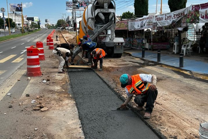 REHABILITA LEO MONTAÑEZ RED DE AGUA POTABLE EN PRIMER ANILLO NORPONIENTE